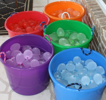Water Wars Water Ballons Buckets